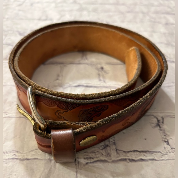 Accessories Western Embroidered Brown With Gold Tone Hardware